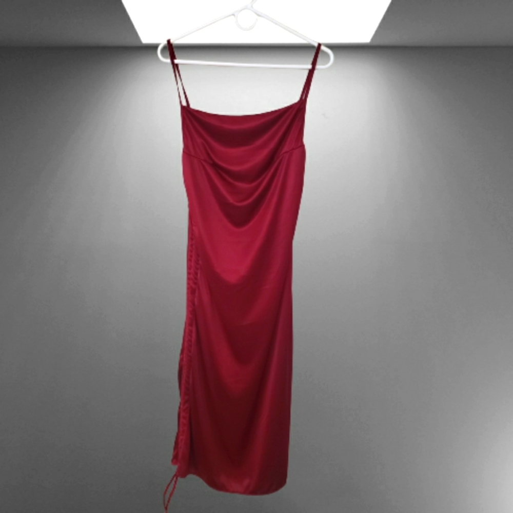 BNWT burgundy spaghetti strap dress